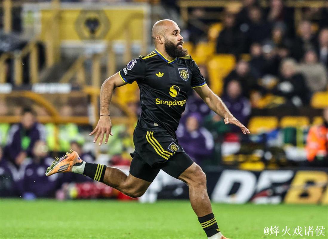 英超-B费2射1传芒特建功 曼联4-1狼队升至第六